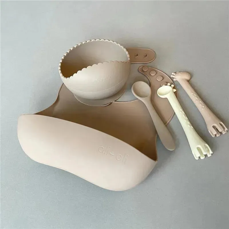 Ali + Oli Suction Bowl & Spoon (Taupe)