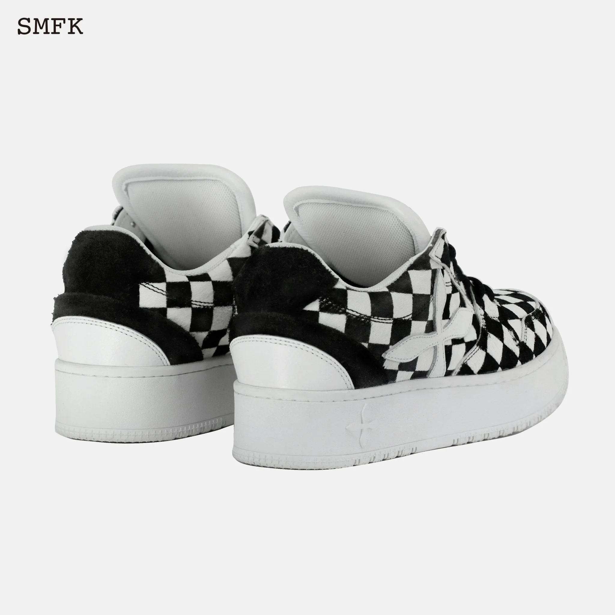 Grid Skater Sneakers-