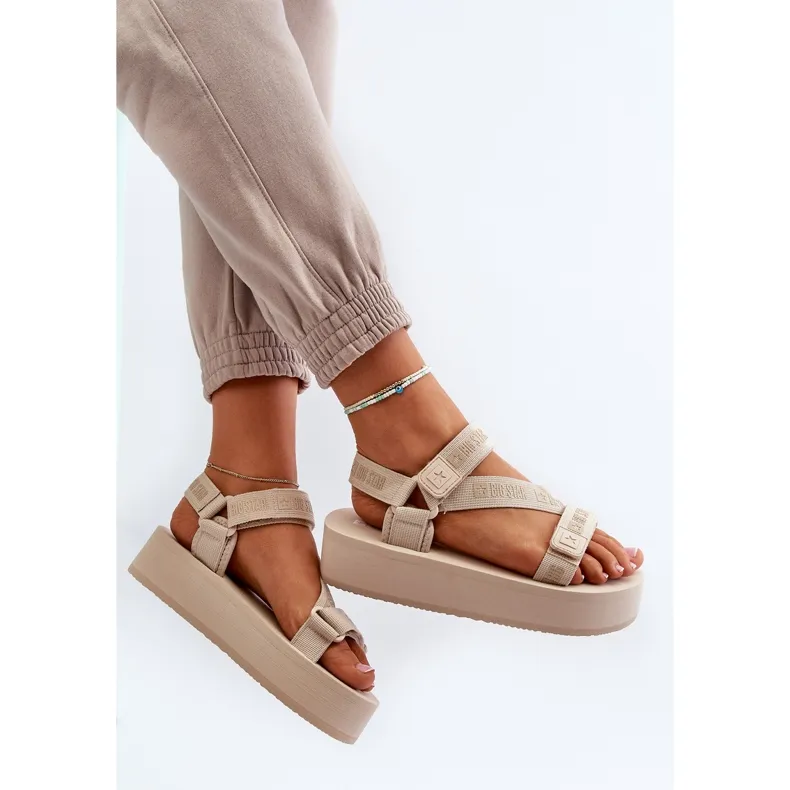 Women's Sandals on the Big Star Platform NN274A528 Beige